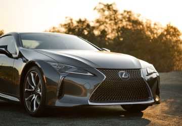 What is the average lifespan of a Lexus?